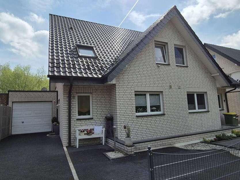 Haus zum Kaufen in Oberhausen 539.000 € 115.39 m²