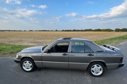 Mercedes-Benz 190 150.100 km 8.200 &euro; Leipzig 04158