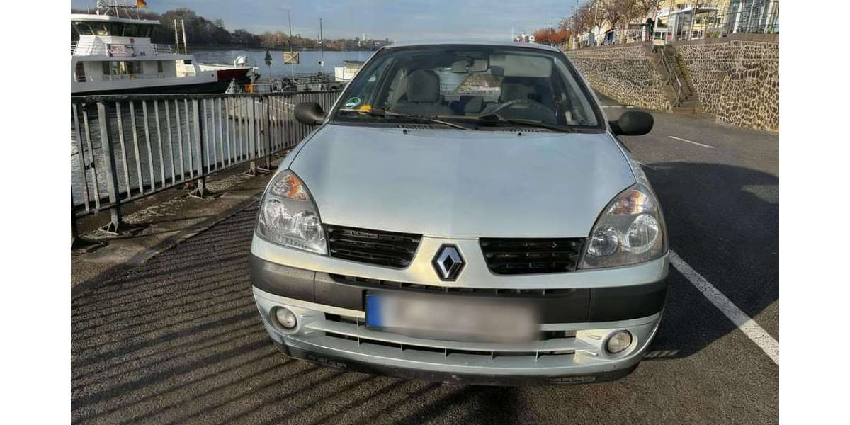 Renault Clio 72.150 km 3.600 &euro; Königswinter 53639