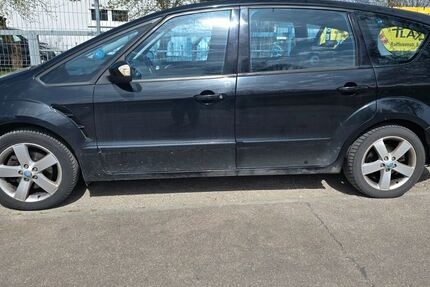 Ford S-Max 215.000 km 3.500 &euro; Langenau 89129