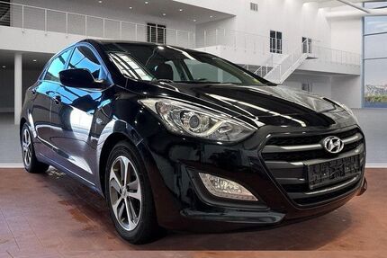 Hyundai i30 136.500 km 7.800 &euro; Frankfurt/Main 65933
