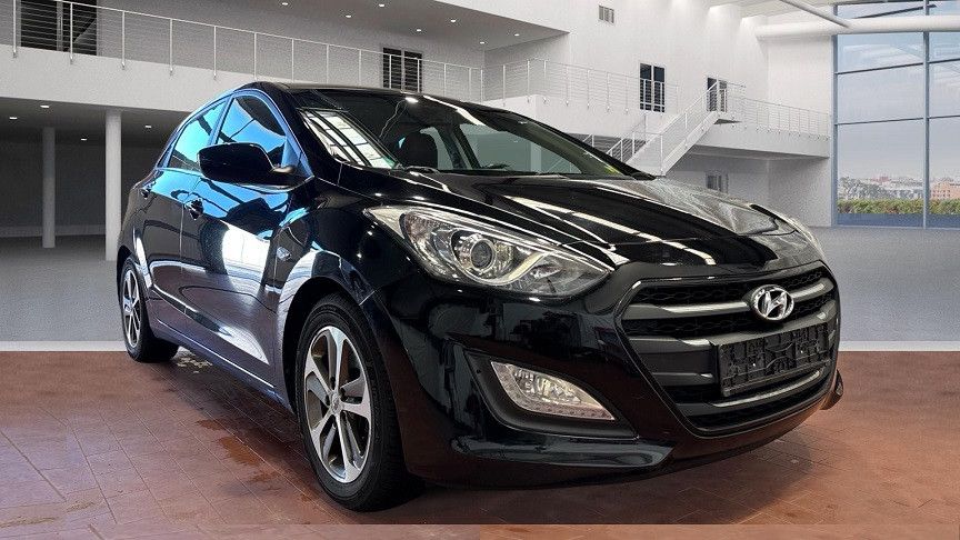 Hyundai i30 136.500 km 7.800 &euro; Frankfurt/Main 65933