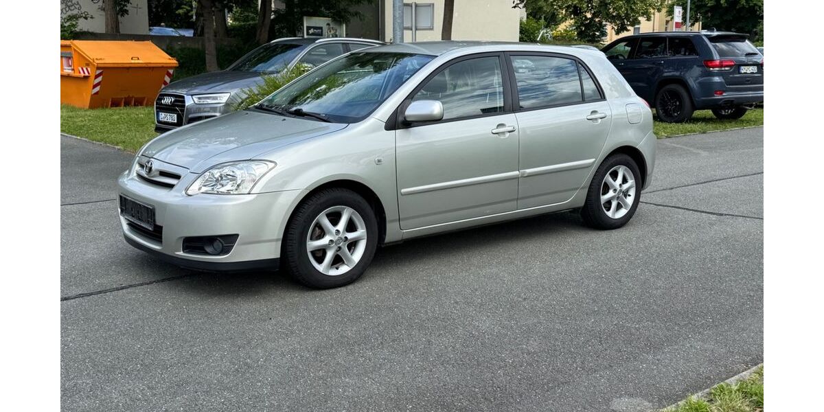 Toyota Corolla 88.000 km 5.499 &euro; Chemnitz 09119