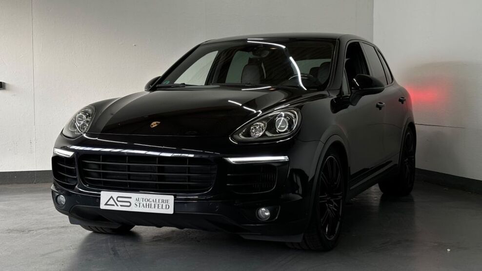 Porsche Cayenne 185.000 km 28.999 € Bielefeld 33689