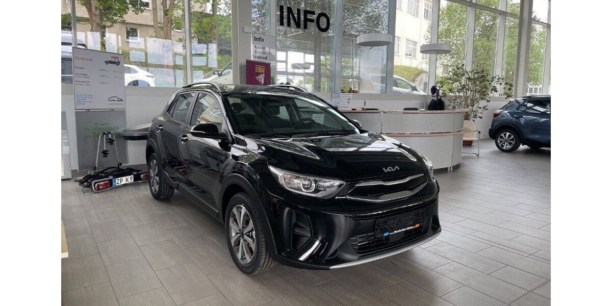 Kia Stonic 16.205 km 17.890 &euro; Annaberg-Buchholz 09456