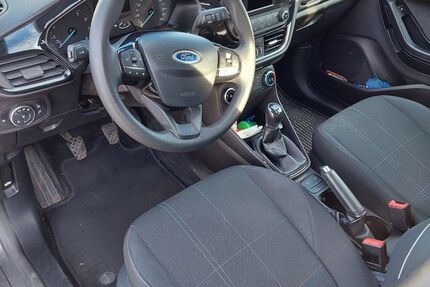 Ford Fiesta 90.000 km 7.950 &euro; Wenzenbach 93173