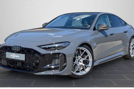 Audi RS5 2.000 km 123.999 &euro; Wiesbaden 65189