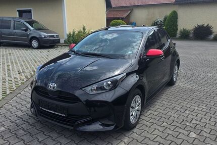Toyota Yaris 44.567 km 13.400 &euro; Kirchroth 94356