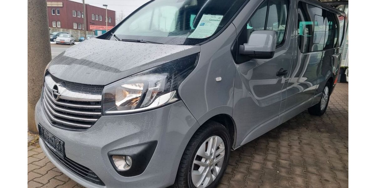 Opel Vivaro 185.600 km 14.999 &euro; Nürnberg 90431