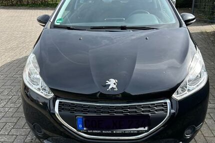 Peugeot 208 105.000 km 6.000 &euro; Rosendahl 48720