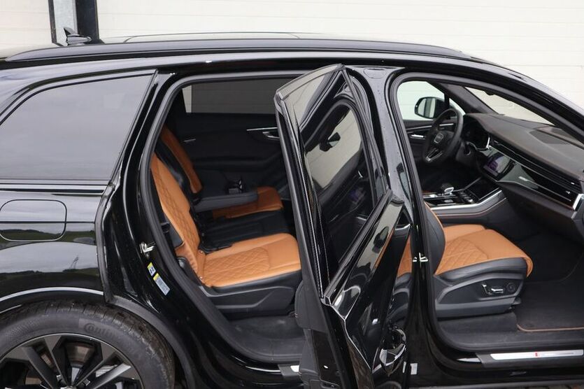 Q7