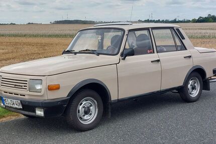Wartburg 353 21.600 km 10.800 € Nünchritz 01612