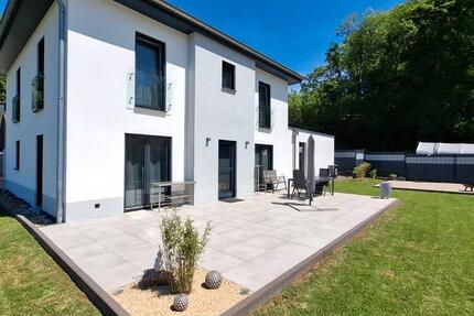 Haus Nonnweiler - 4.5 Zimmer, 145 m&sup2;, 517.000&euro; | Angebot:26802293