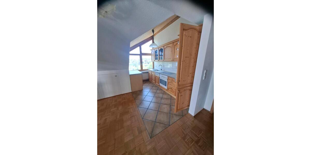 Dachgeschoßwohnung Erbendorf Pfaben - 3 Zimmer, 85 m&sup2;, 900&euro; | Angebot:26525645
