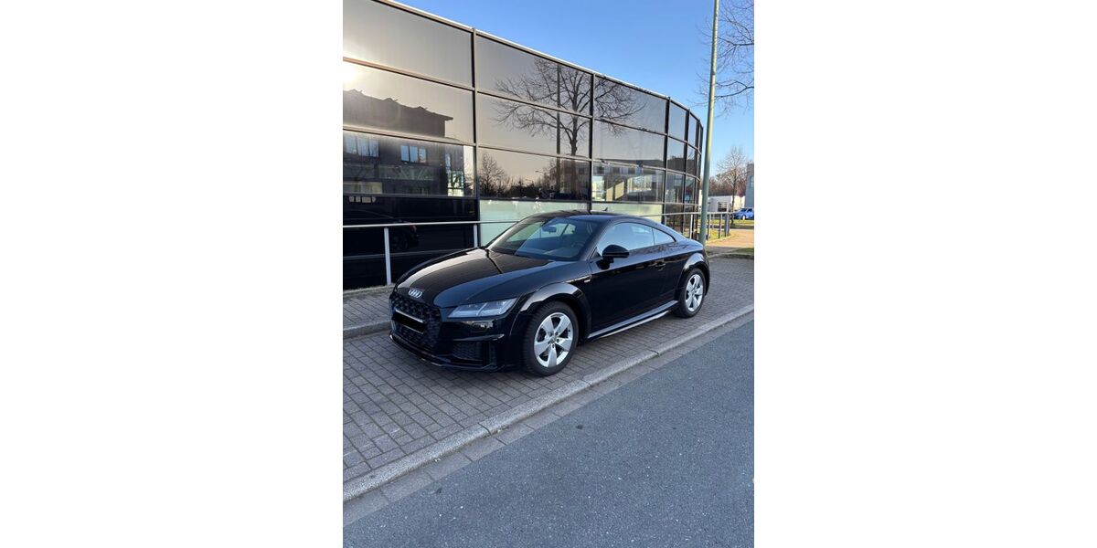 Audi TT 61.976 km 32.400 &euro; Bochum 44809