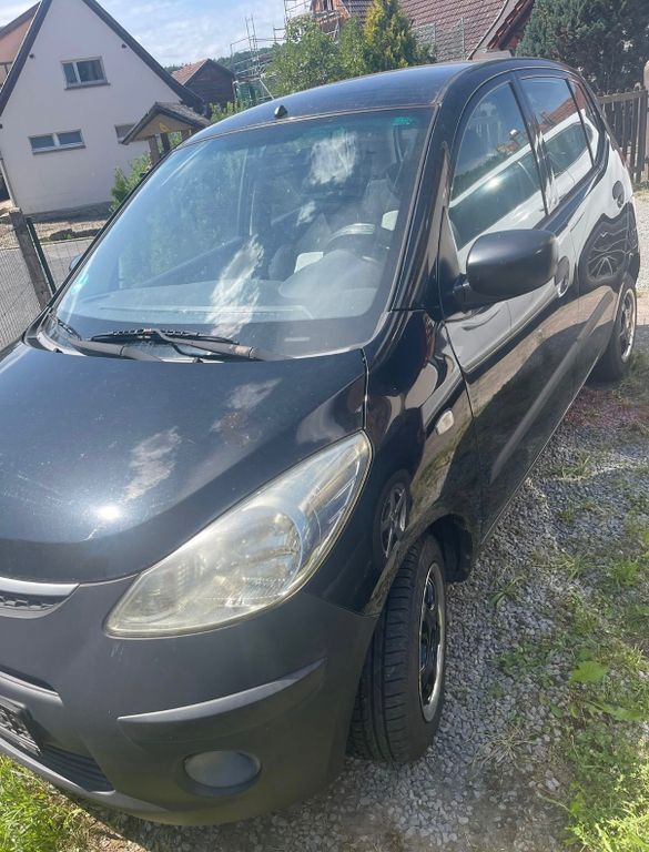i10