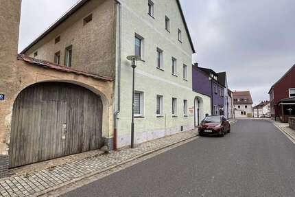 Haus zum Kaufen in Waidhaus 205.000 € 260 m² 10 zimmer