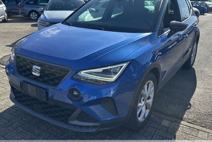 Seat Arona 18.600 km 15.799 &euro; Chemnitz 09125