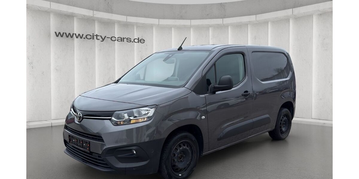 Toyota Proace City 120.600 km 11.990 &euro; Brandenburg 14772