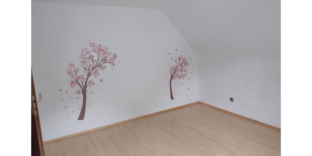 Etagenwohnung Bad Honnef - 3 Zimmer, 92 m&sup2;, 990&euro; | Angebot:26399101