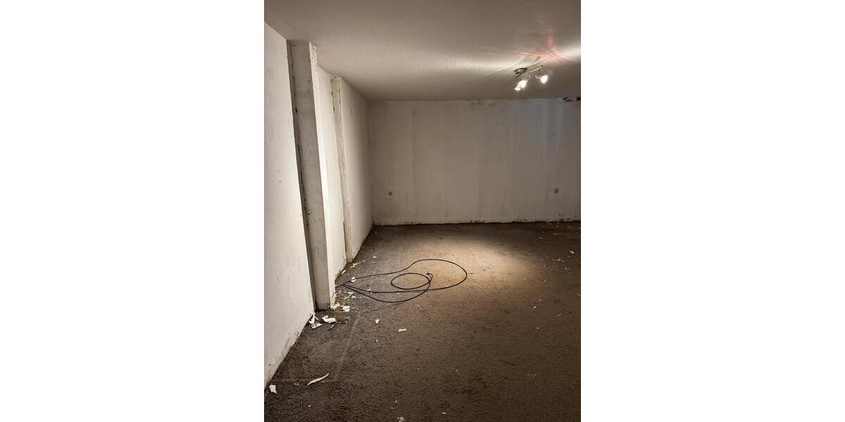 Einfamilienhaus Heringen (Werra) - 6 Zimmer, 100 m&sup2;, 63.000&euro; | Angebot:25348807