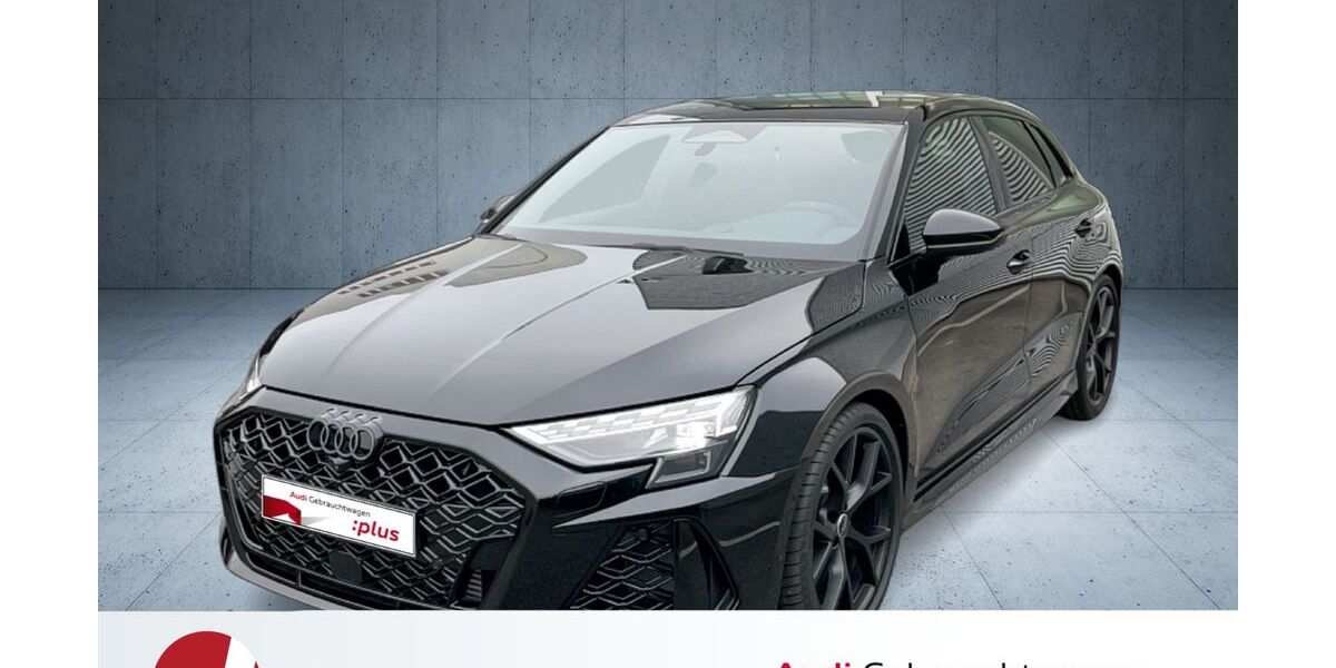 Audi RS3 9.900 km 68.880 &euro; Regensburg 93059