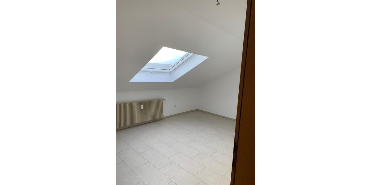 Dachgeschoßwohnung Bad Bocklet - 3 Zimmer, 55 m&sup2;, 495&euro; | Angebot:24860743