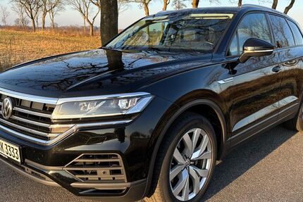 VW Touareg 148.500 km 26.299 &euro; Westre 25926