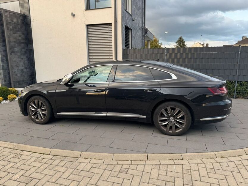 VW Arteon 176.000 km 20.900 € Mönchengladbach 41069
