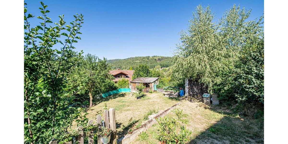 Vielseitiges Mehrfamilienhaus in Furth im Wald - Mehrfamilienhaus, Wohnhaus Furth im Wald | Angebot:27315678