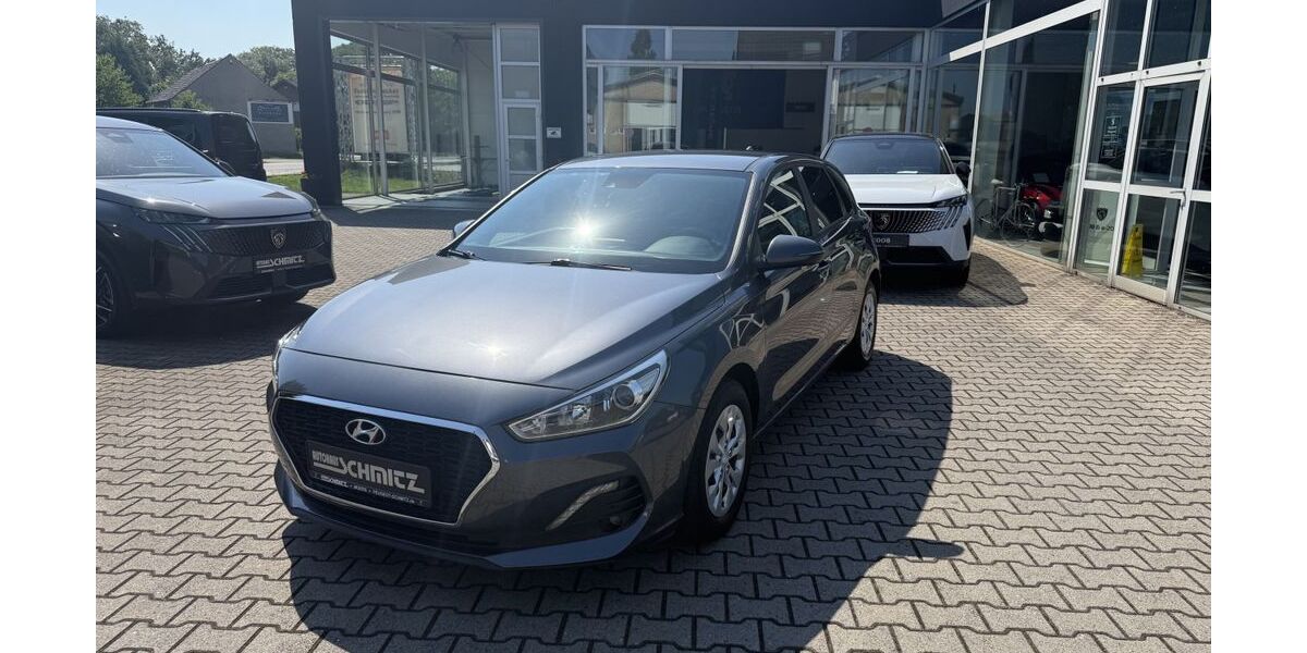 Hyundai i30 44.698 km 12.990 &euro; Moers 47445