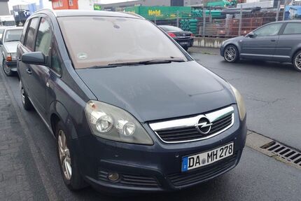Opel Zafira 261.518 km 700 € Darmstadt 64921