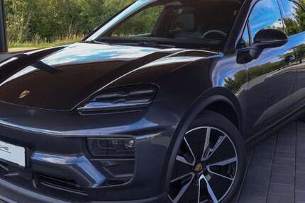 Porsche Macan 8.500 km 79.680 € Ingolstadt 85053