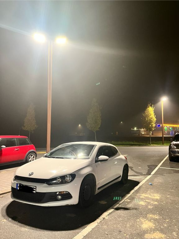 VW Scirocco 194.000 km 6.500 € Braunschweig 38112