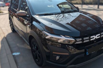 Dacia Jogger 31.000 km 18.900 &euro; Hamburg 22111