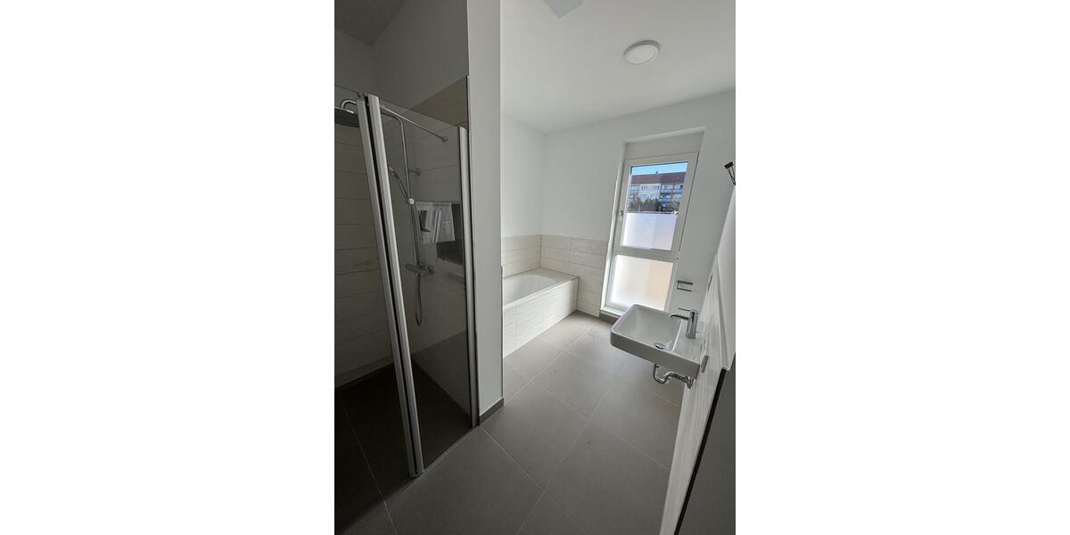 Erdgeschoßwohnung Barleben - 2 Zimmer, 58 m&sup2;, 842&euro; | Angebot:25695503