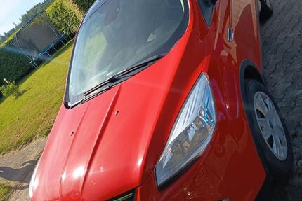 Ford Kuga 92.000 km 8.500 &euro; Medebach 59964