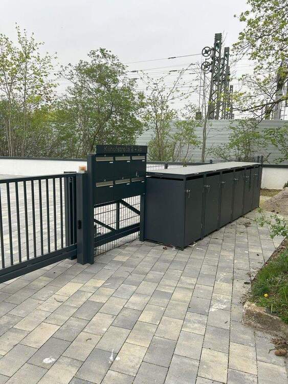 1 WG Zimmer frei in 2-Zimmer Wohnung 1 zimmer