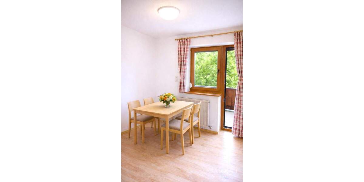 Etagenwohnung Bischofswiesen - 4 Zimmer, 84 m&sup2;, 330.000&euro; | Angebot:26345524