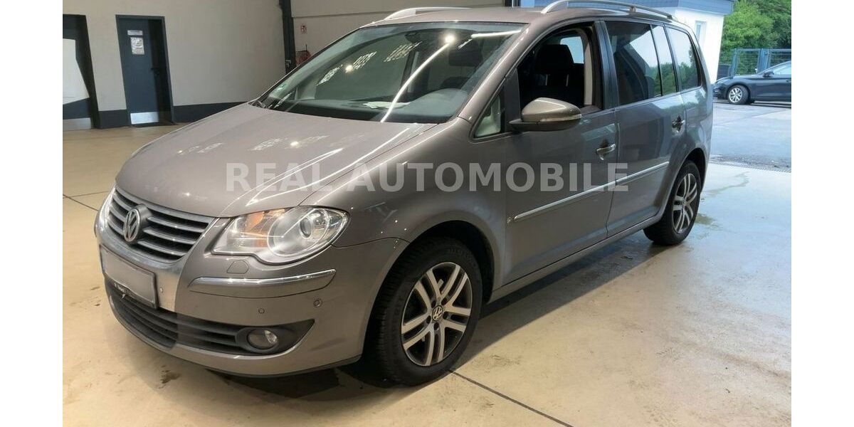VW Touran 158.000 km 6.499 &euro; Frankfurt am Main 65933