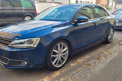 VW Jetta 166.300 km 5.399 &euro; Herne 44649
