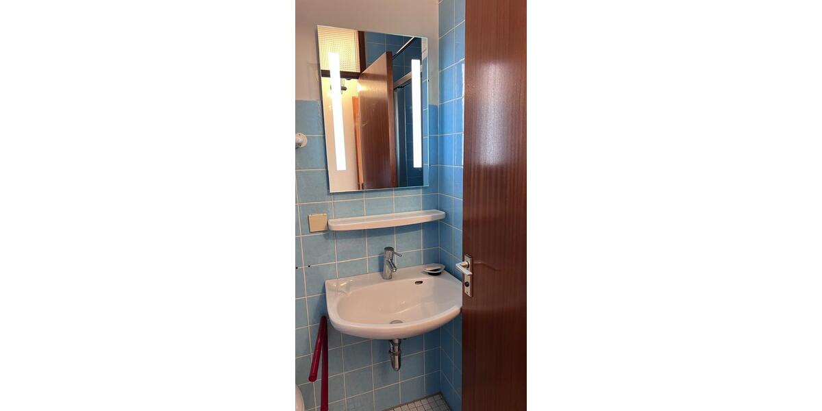 Etagenwohnung Esslingen am Neckar Hegensberg - 1 Zimmer, 32 m&sup2;, 650&euro; | Angebot:25268705