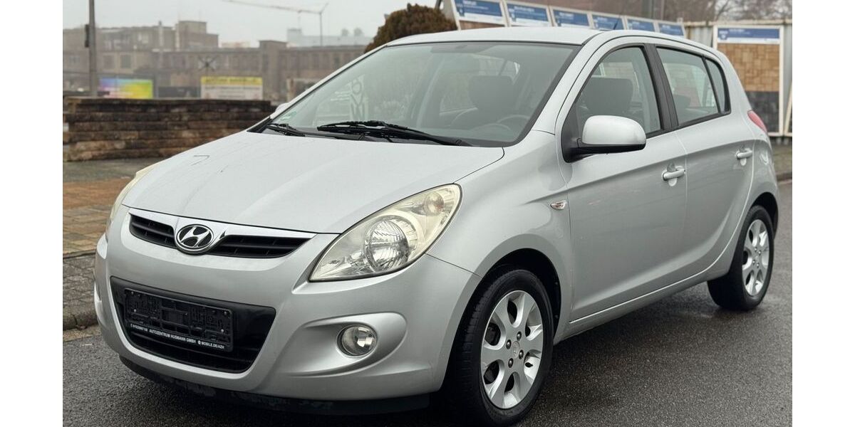 Hyundai i20 85.500 km 6.750 &euro; Mannheim 68199