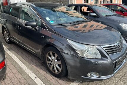 Toyota Avensis 280.000 km 2.299 € düren 52349