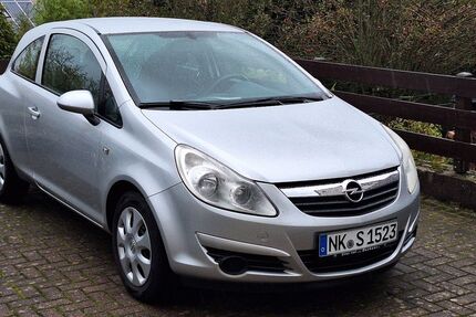 Opel Corsa 97.800 km 4.399 &euro; Illingen 66557