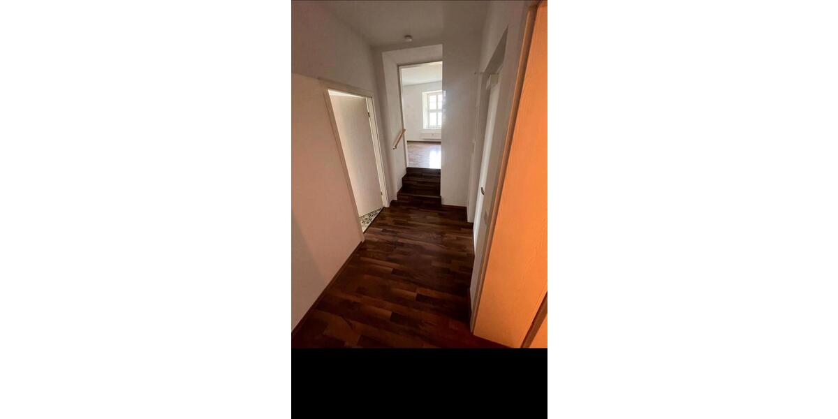 Etagenwohnung Oederan - 1 Zimmer, 50 m&sup2;, 360&euro; | Angebot:24427679