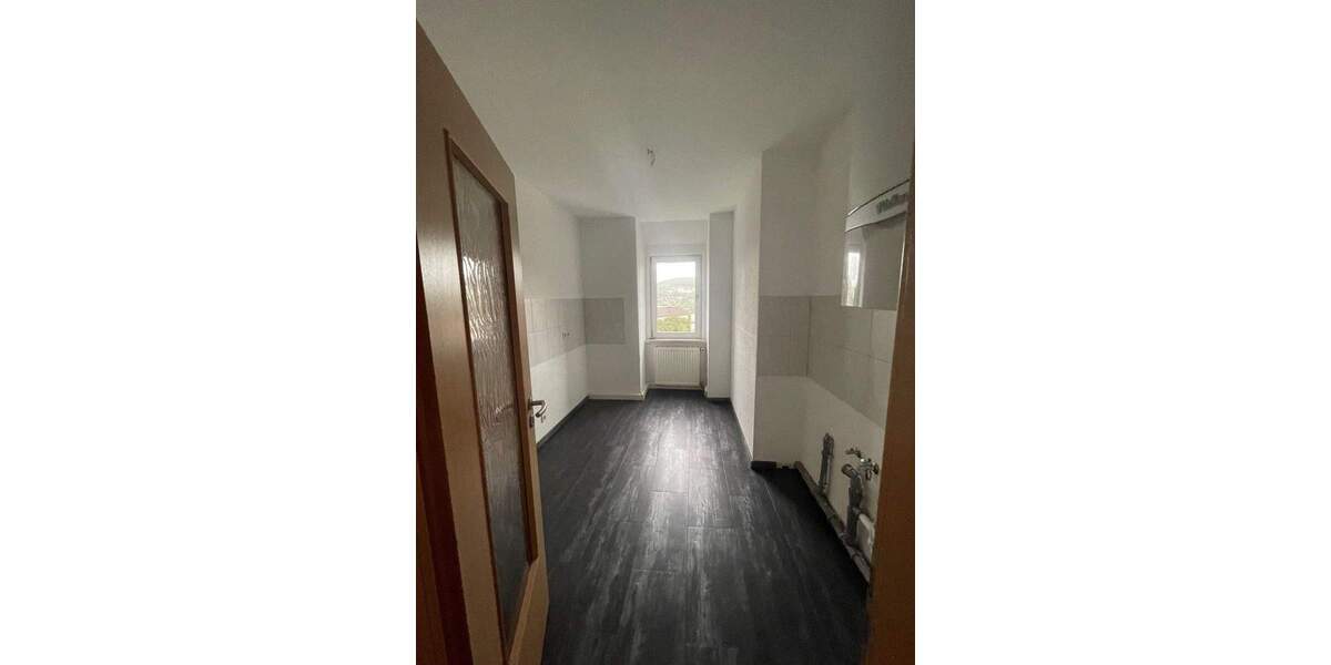 Zimmer Aue - 4 Zimmer, 80 m&sup2;, 330&euro; | Angebot:25984873