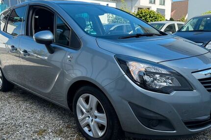 Opel Meriva 112.200 km 4.990 &euro; Dreieich 63303