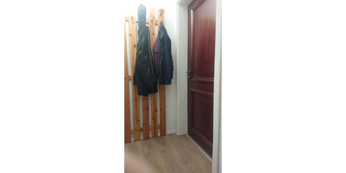 Dachgeschoßwohnung Schöneck - 4 Zimmer, 94 m&sup2;, 1.150&euro; | Angebot:25354710