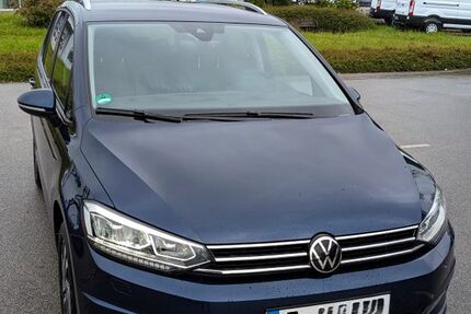 VW Touran 67.900 km 29.600 € Laaber 93164